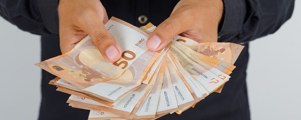 Persoonlijke lening 100.000 euro: mogelijkheden, kosten en aandachtspunten